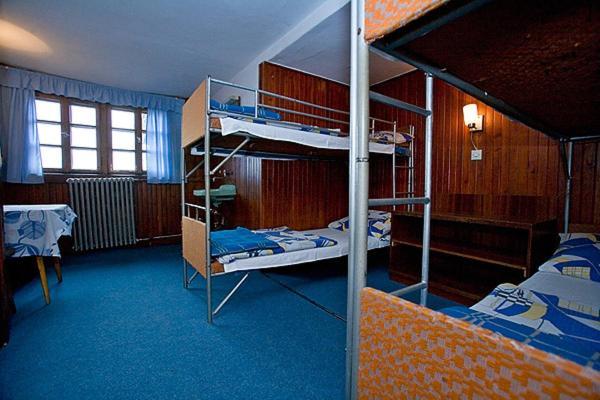 Schronisko Pttk Samotnia Vandrarhem Karpacz Rum bild